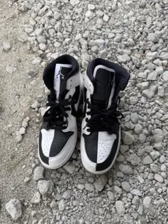 た*リ様 Air Jordan ハイカット野球スパイク 人気のパンダカラー