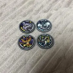 【最終値下げ】妖怪ウォッチ妖怪メダル　オロチ　犬神　とらじろう　青龍