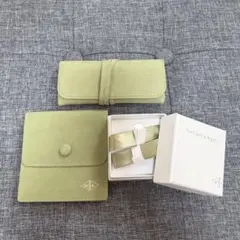 VanCleef&Arpelsリングポーチと外箱×2、ブックレット、ロゴ入リボン VanCleef&Arpelsリングポーチと外箱×2、ブックレット、ロゴ入リボン