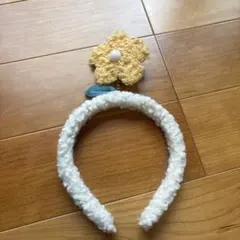 花モチーフカチューシャ