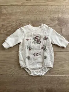 【土日限定価格】＆mignon 花柄刺繍ロンパース 70cm