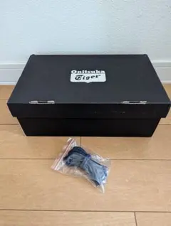 OnitsukaTiger 　靴空箱と黒紐