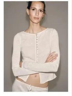 【新品】ZARA ラスティック ボタンTシャツ