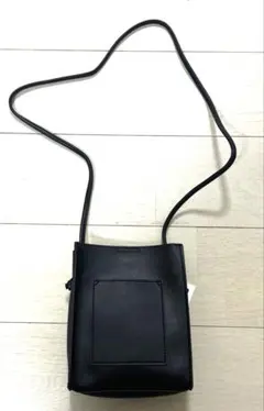 ショルダーバッグ　黒