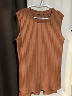 Item thumbnail for item e2c44c7a-48dd-408f-a55f-1441083a24ea