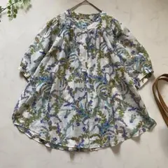 美品】Savoir フロントタック バンドカラー ブラウス リバティ花柄 