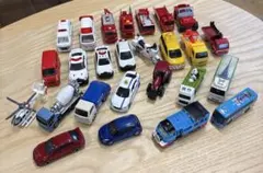 トミカ　救急車両、警察車両11台　その他15台のサムネイル