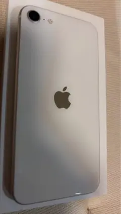 iPhone SE（第3世代） 128GB ホワイト