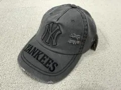【新品未使用】MLB KOREA エンボス加工・ダメージウォッシュ キャップのサムネイル