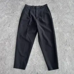 【美品】アパートバイローリーズ テーパードパンツ タック M 黒 カジュアル 秋