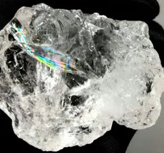 希少　レインボー入り　アーカンソー産　水晶　原石　かち割り　天然石