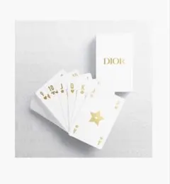 新品未開封免税店ノベルティディオールDiorロゴ付トランプカード４セット送料無料 DIOR♥︎最新ロゴ入りトランプ♣️2026 - メルカリ