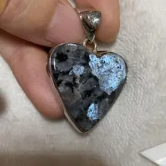 ビジュマム　ペンダントトップ　ラルビカイト　ブルートパーズ　天然石