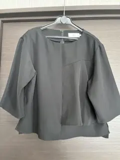 カットソー AZUL