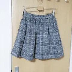 未使用 earth music&ecology チェックスカート グレー S