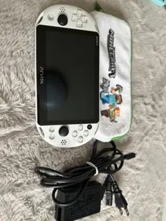 PS Vita ホワイト Minecraft 32GBメモリーカード付き