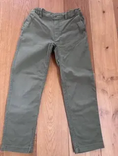 アーバンリサーチドアーズ　ズボンオリーブカーキ130センチ