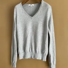 UNIQLO Vネックセーター　 Mサイズ