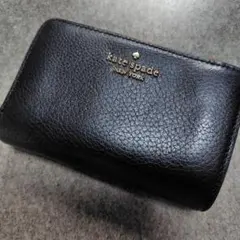 kate spade ブラックレザー 二つ折り財布