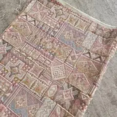 幾何学模様の刺繍生地 135✕50cm