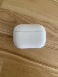 AirPods Pro 第1世代 ジャンク品（接続不可・充電不可）