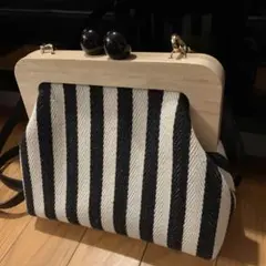 がま口ポシェット。