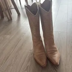 ベージュウエスタンブーツ