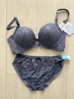 fran de lingerie ノンワイヤーブラジャー &ショーツ C70のサムネイル