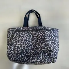 LeSportsac レスポートサック トートバッグ ヒョウ柄のサムネイル
