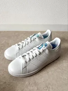 2026年最新】kyne adidas 26.5の人気アイテム - メルカリ