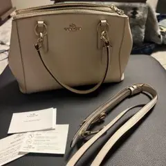 COACH ベージュ ショルダーバッグ