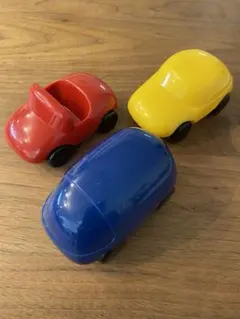 ボーネルンド　アンビ・トーイ ロック・アップ・ガレージ　車のみ