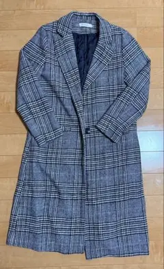 チェックコート