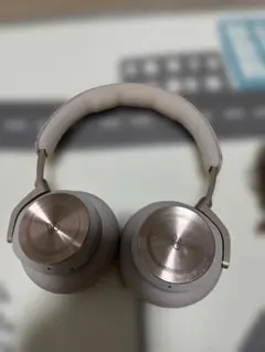 Bang & Olufsen Beoplay HX ヘッドホン 本体のサムネイル