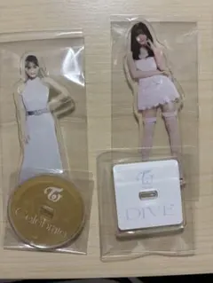 アクリルスタンドセット Celebrate DIVE TWICE モモ