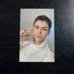 SEVENTEEN NEW_ バーノン ウィンドブレーカー 封入トレカ セルカ