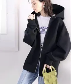 ダンボールbigシルエット オーバーサイズ ジップパーカーのサムネイル