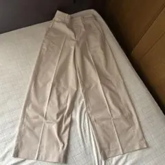 UNIQLO ベージュ ワイドパンツ Sサイズ
