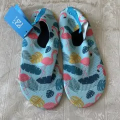 ビーチシューズ マリンシューズ　軽量 通気性　水陸両用　フラミンゴ