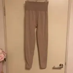 H&M ヨガウェア　エクササイズ　スパッツ