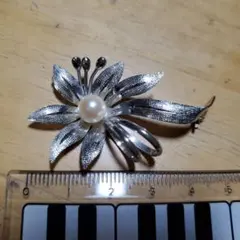 一粒　本真珠　パール　シルバーブローチ　ヴィンテージ