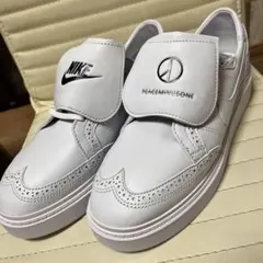 Item thumbnail for item b8b5ea9f-566b-402a-869b-78d3a6fc1602