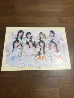 【直筆】CUTIE STREET全メンバー直筆サイン入りポスター は*な様 全員分の直筆サイン付き CUTIE STREET タワレコ ポスター
