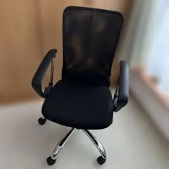 メッシュオフィスチェア ブラック　2.3回座った程度　　横浜市瀬谷区引き取り限定