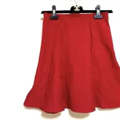 UNIQLO ユニクロ　未使用品　フレアスカート ミニスカート　赤色