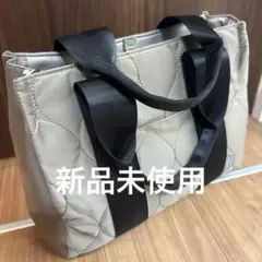 グレーベージュlizdays 2wayキルティングバッグ