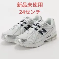 New Balance U1906RCM ホワイトスニーカー