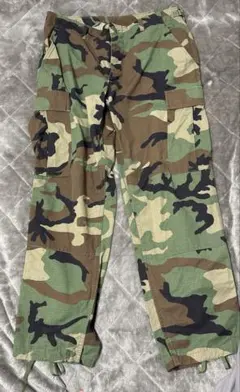 Supreme カモ ウッドランド ブランチ カーゴ パンツ - メルカリ