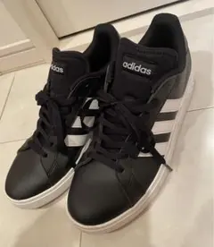 Item thumbnail for item bb4de77c-6acb-47d7-803e-32837e76fdb7