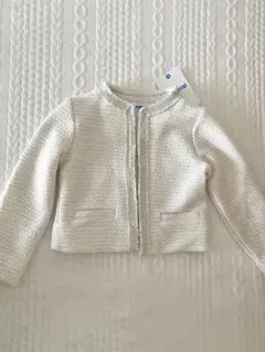 ホワイト ノーカラー　ツイードジャケット